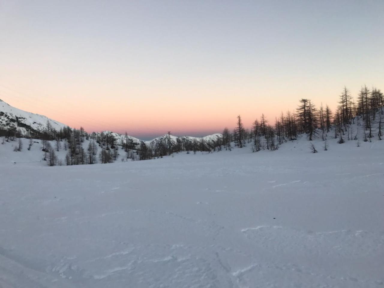 Sando Ski Guesthouse サン・ドメニコ エクステリア 写真